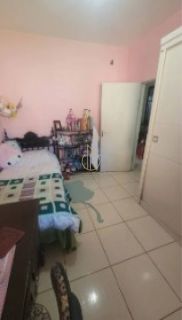 Casa averbada 2 quartos no João Costa