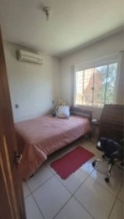 Casa averbada 2 quartos no João Costa