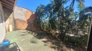 Casa averbada 2 quartos no João Costa