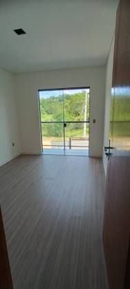 Casa Para Vender com 2 quartos no bairro Santa Catarina  em Joinville