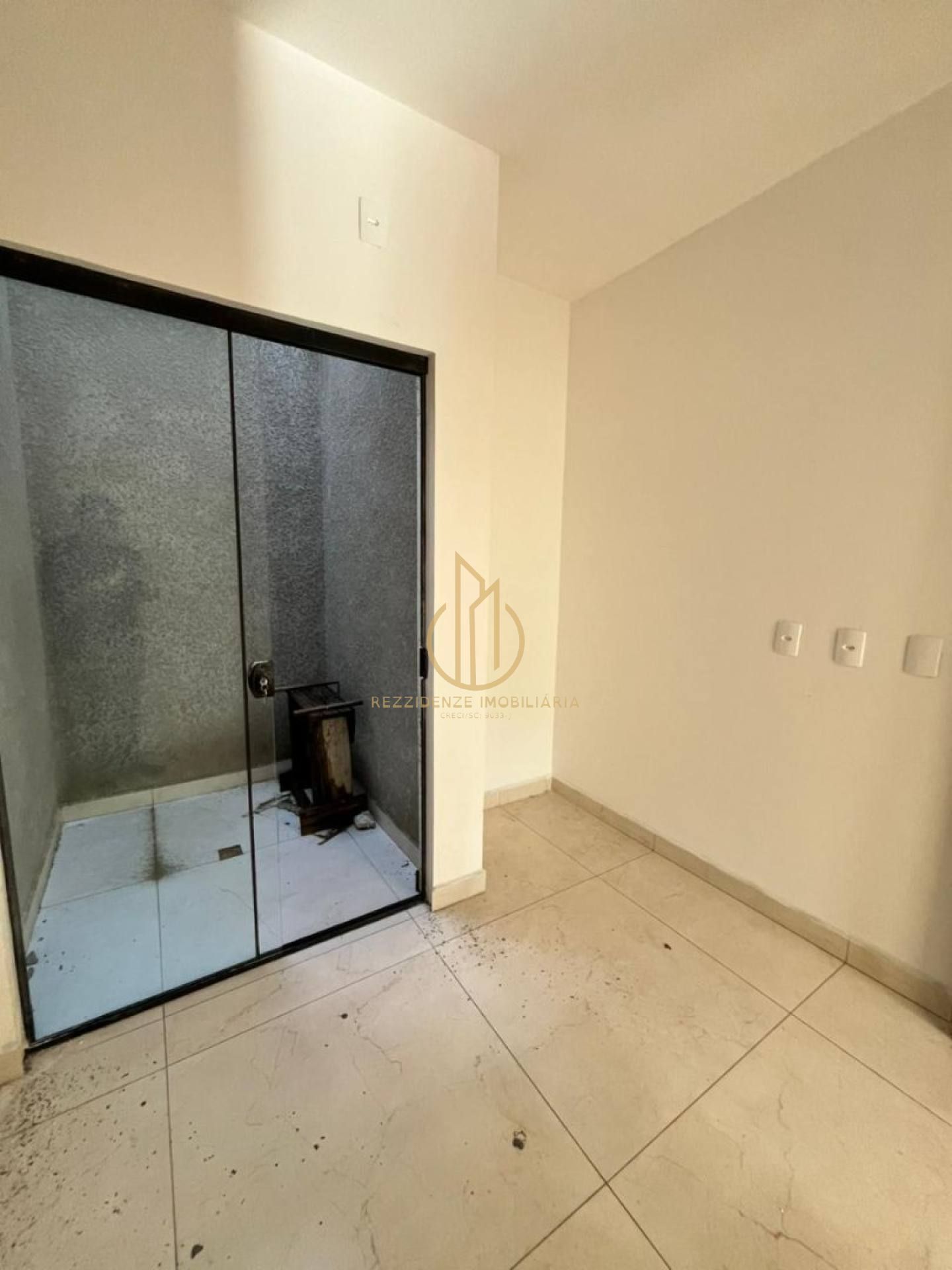 Casa geminada planta baixa 3 quartos no Itinga Araquari