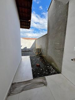 Casa geminada planta baixa 3 quartos no Itinga Araquari