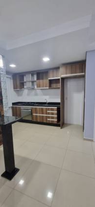 Apartamento Para Vender com 2 quartos 1 suítes no bairro Floresta  em Joinville