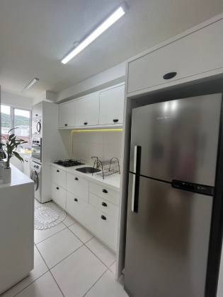 Apartamento Para Vender com 2 quartos no bairro Aventureiro em Joinville