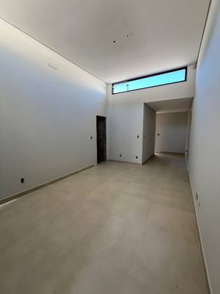 Casa Averbada em bairro Planejado no Itinga