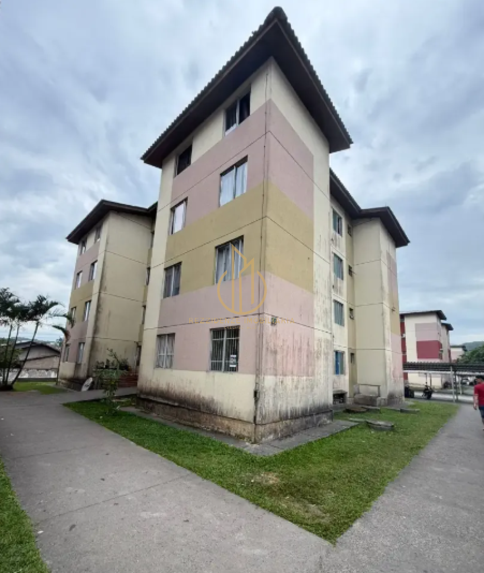 Apartamento com 2 quartos disponivel para venda no bairro Boehmerwald em Joinville SC