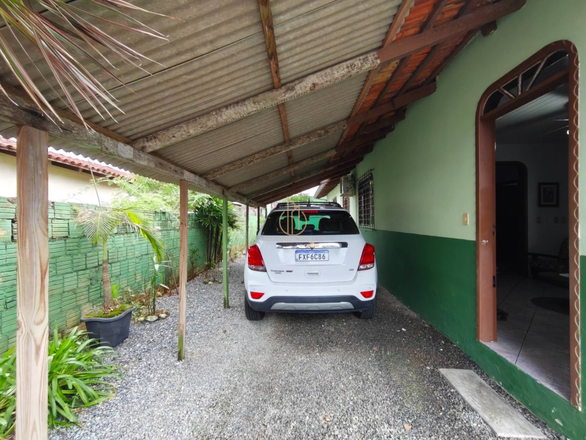 Casa Para Vender com 4 quartos no bairro Fátima em Joinville