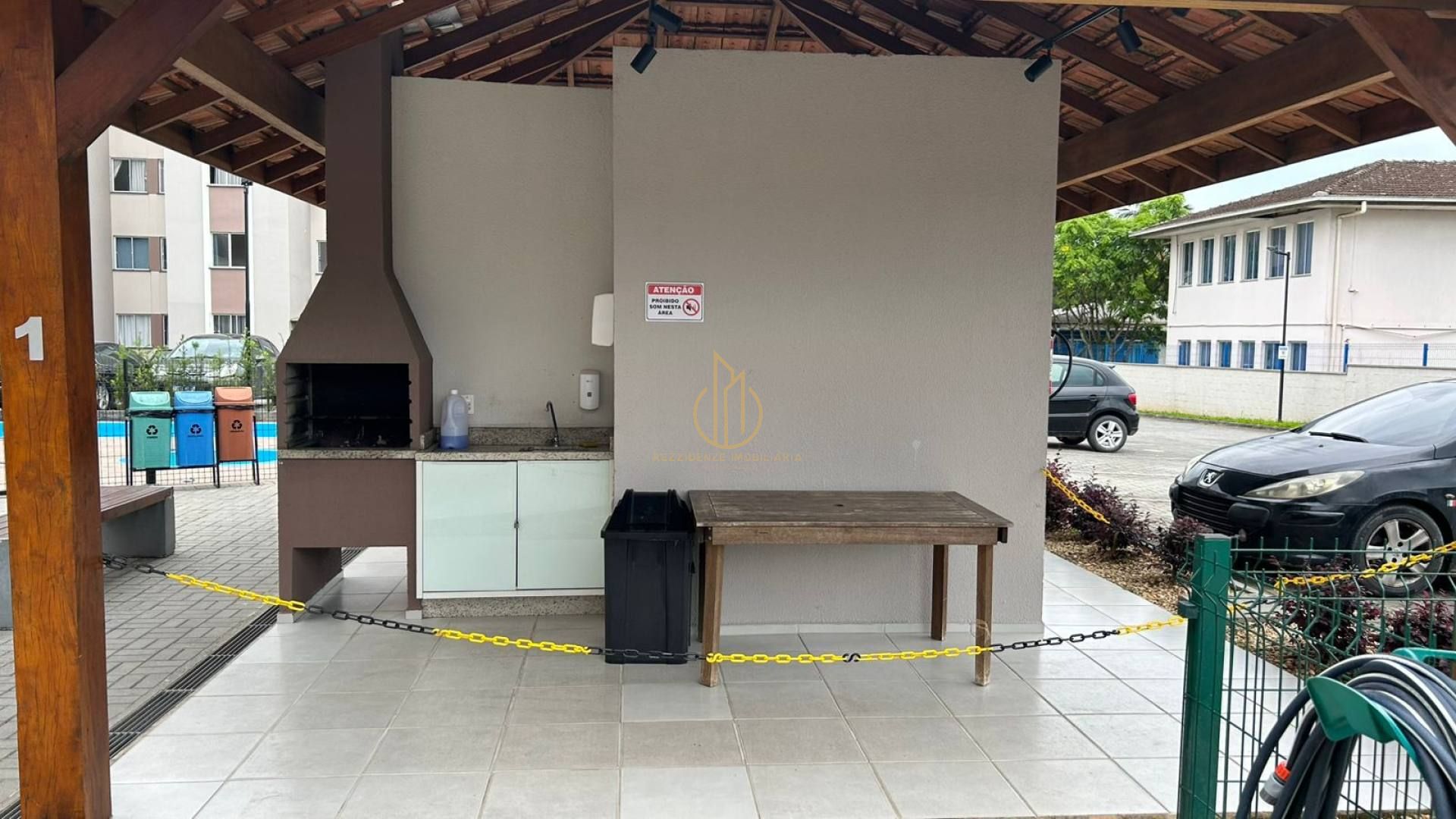 Apartamento Para Vender com 2 quartos no bairro Parque Guarani em Joinville
