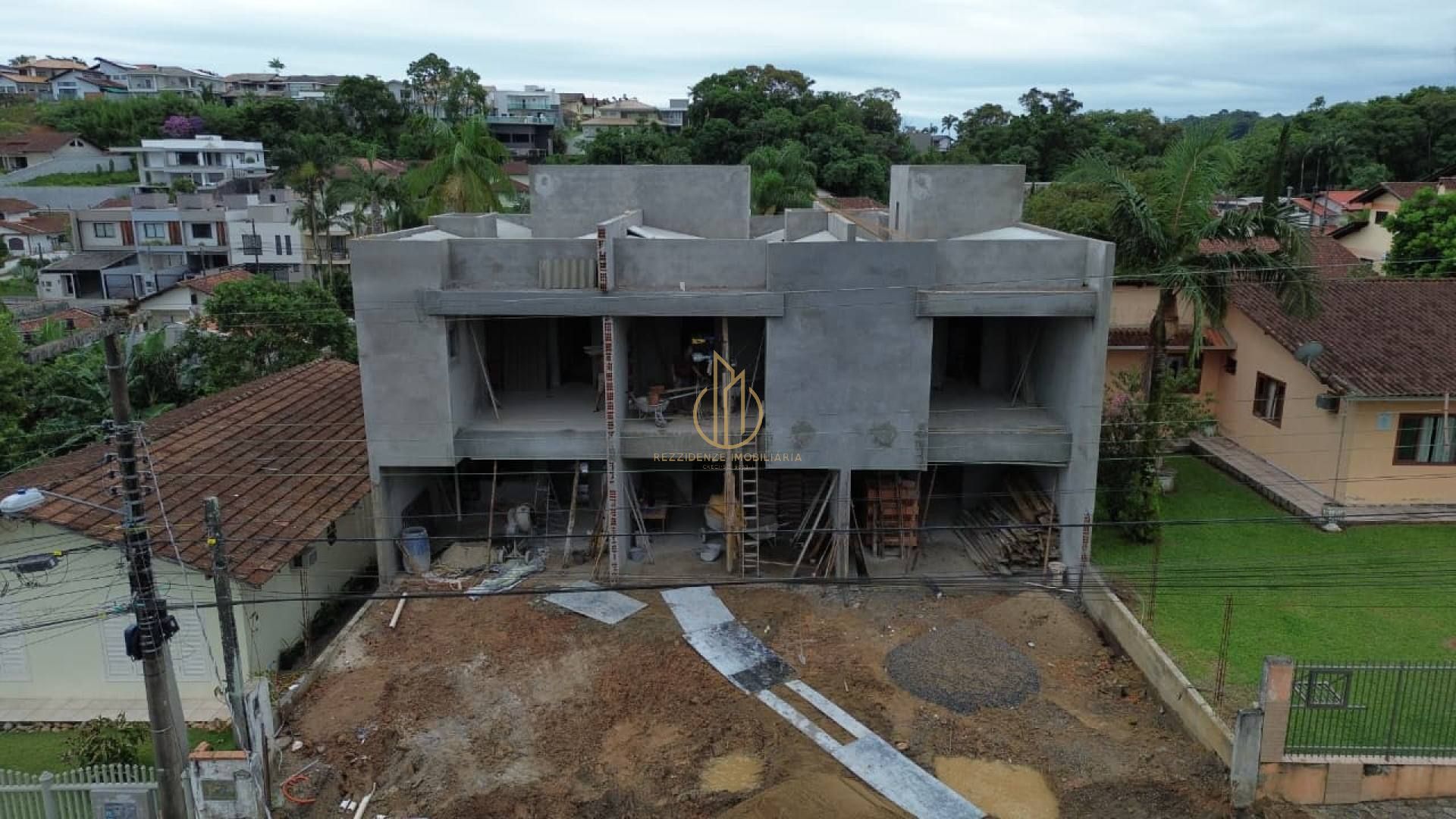 SOBRADO GEMINADO NO BOM RETIRO