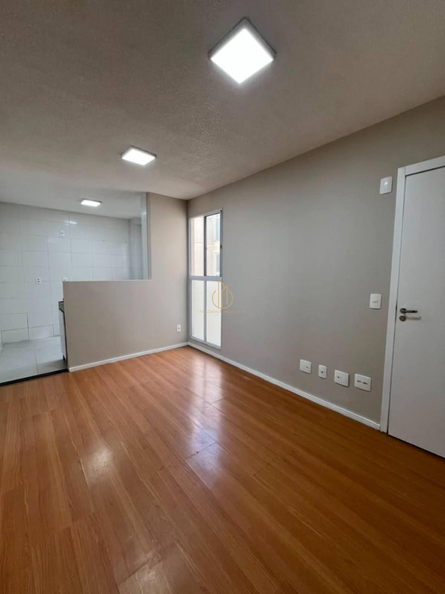 Apartamento 2 quartos no Adhemar Garcia