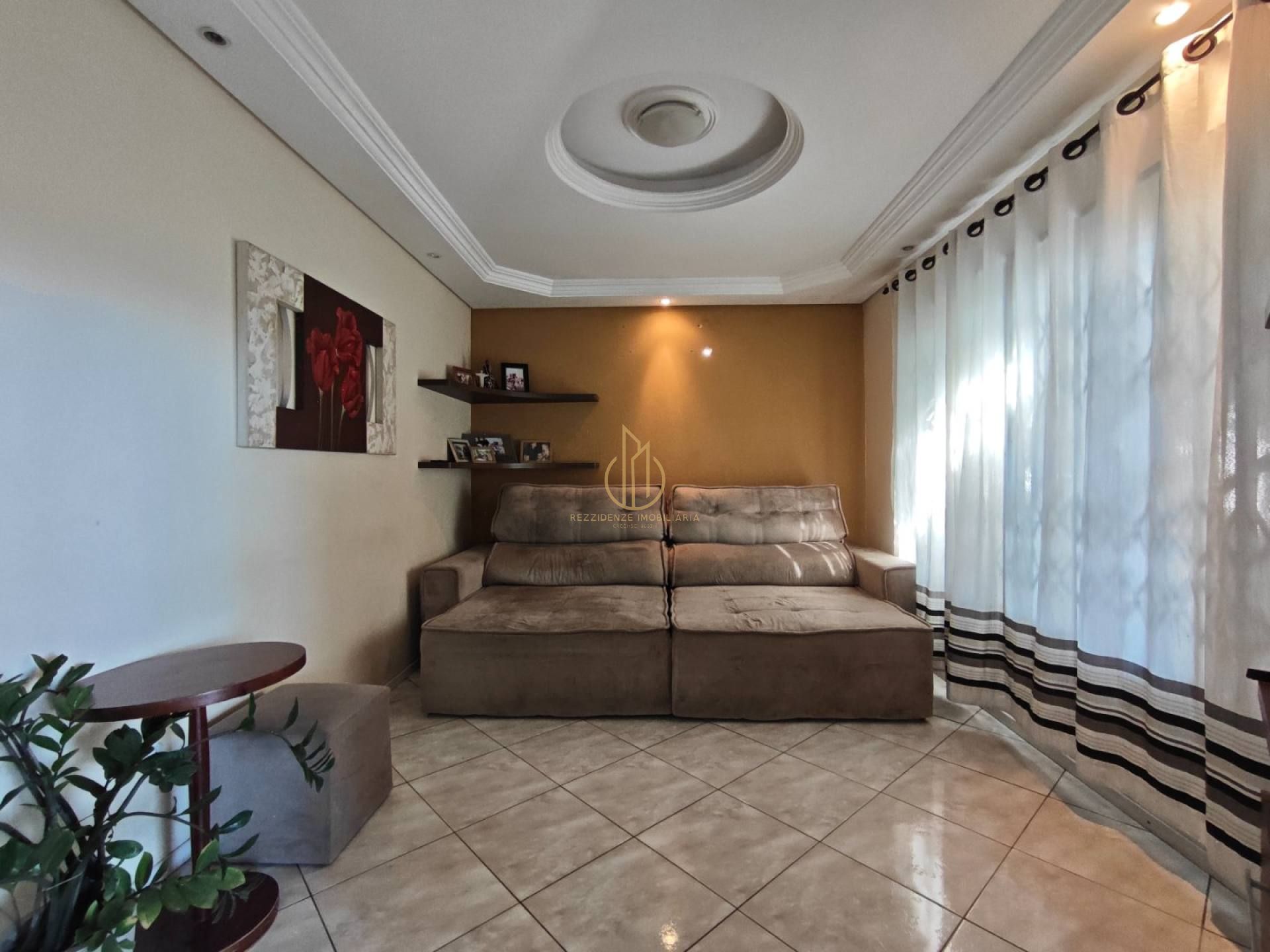 Casa Para Vender com 3 quartos 1 suítes no bairro Nova Brasília em Joinville