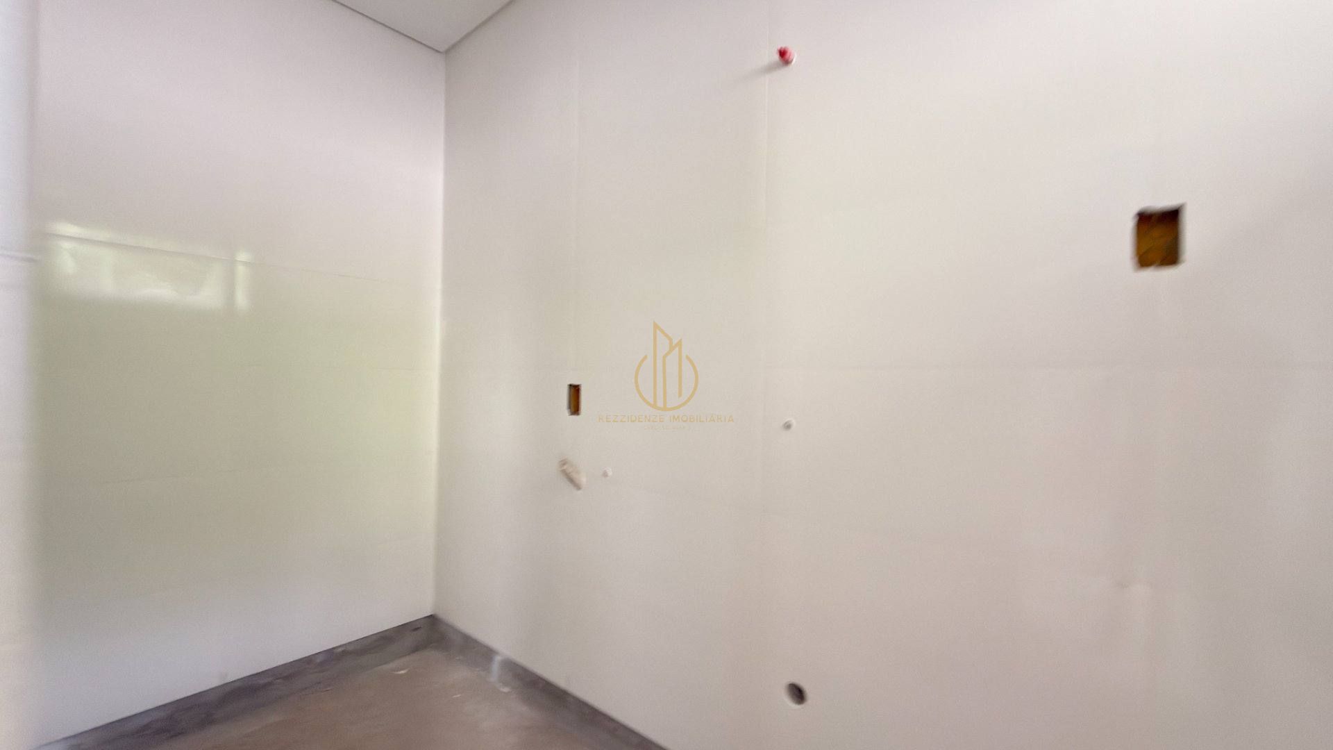 Casa 3 suítes em condomínio fechado no América