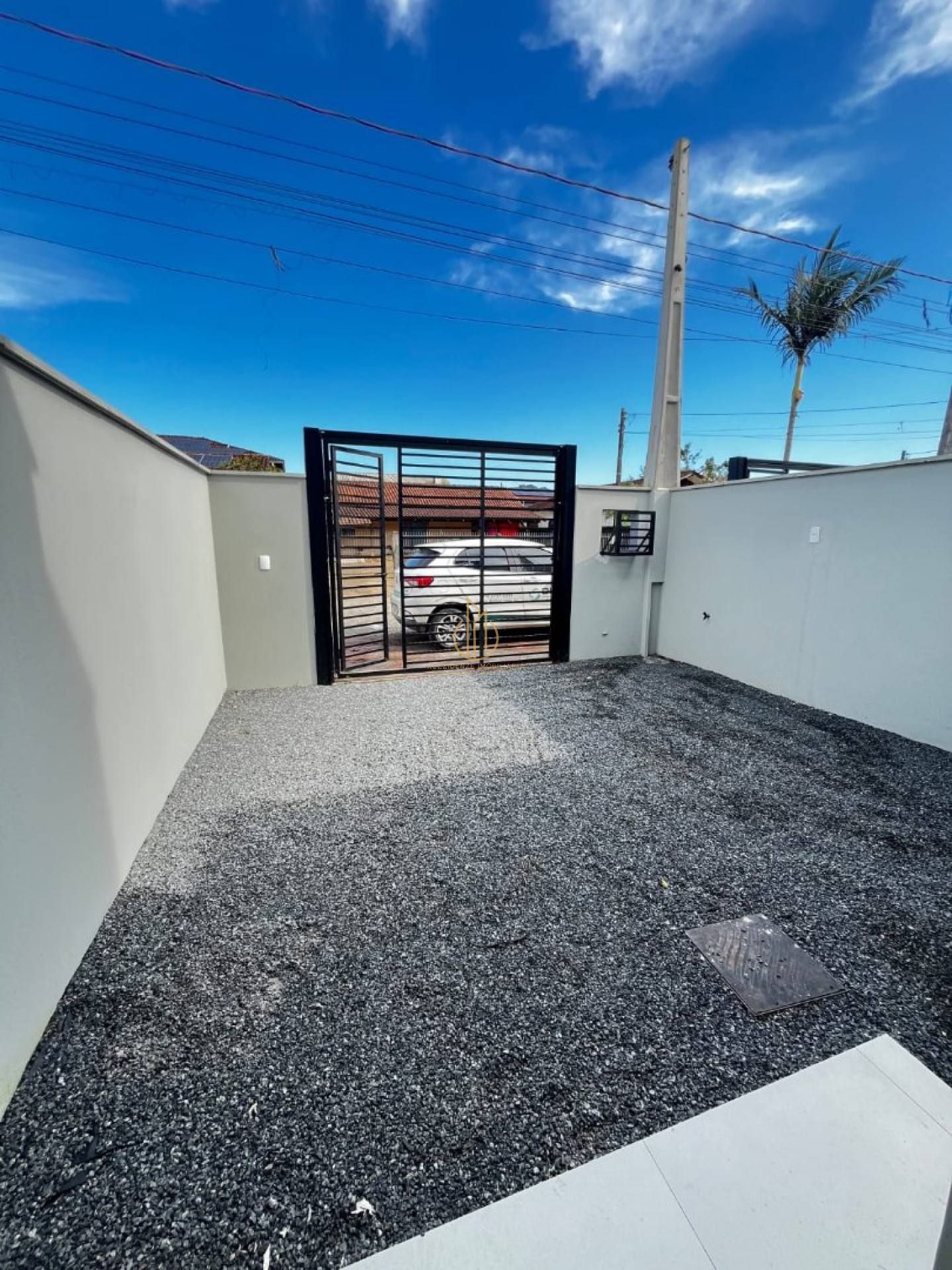 Casa geminado planta baixa 2 quartos no Jardim Paraíso