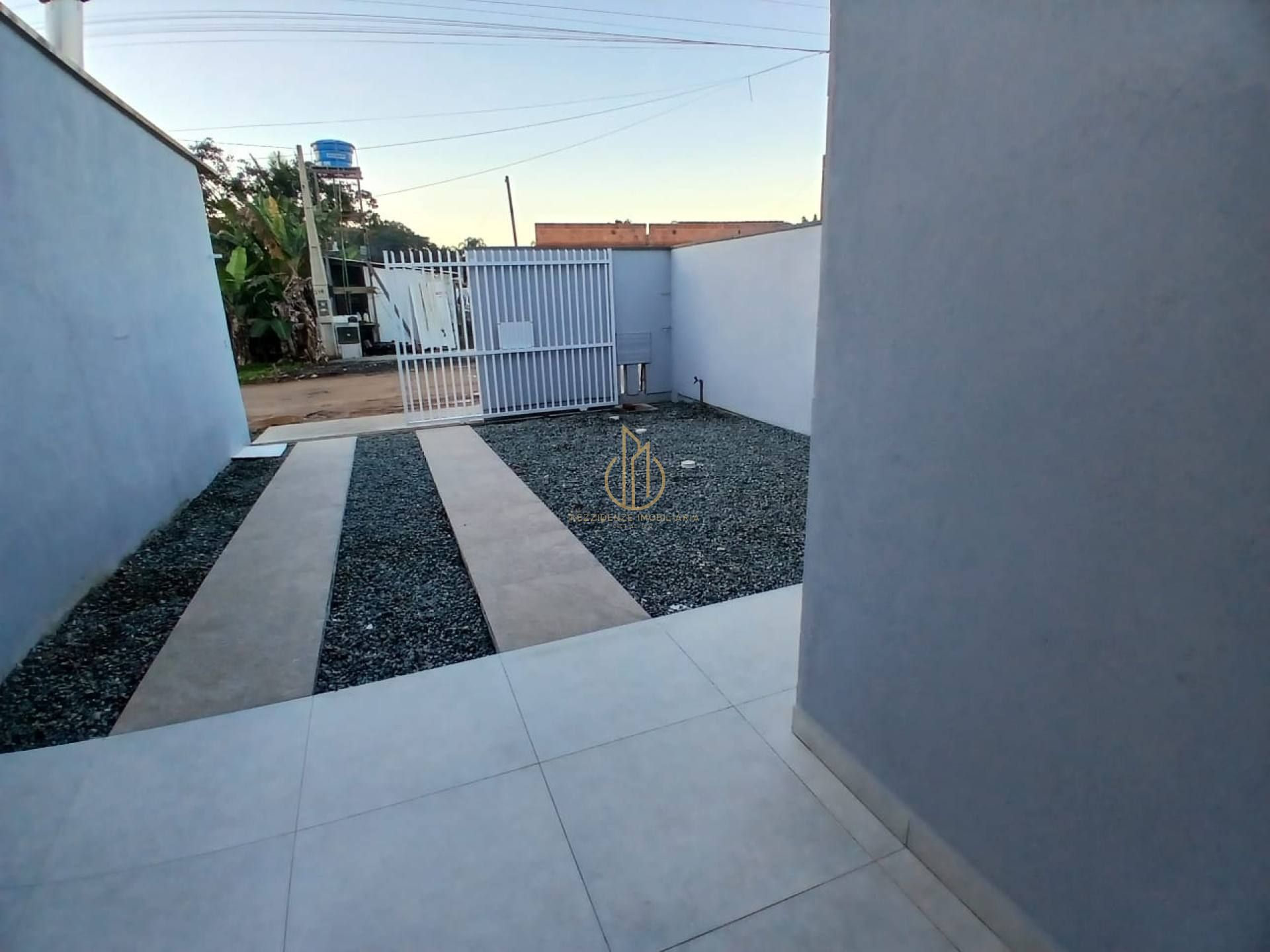 Casa geminada 2 quartos pronto para morar no Quinta dos Açorianos