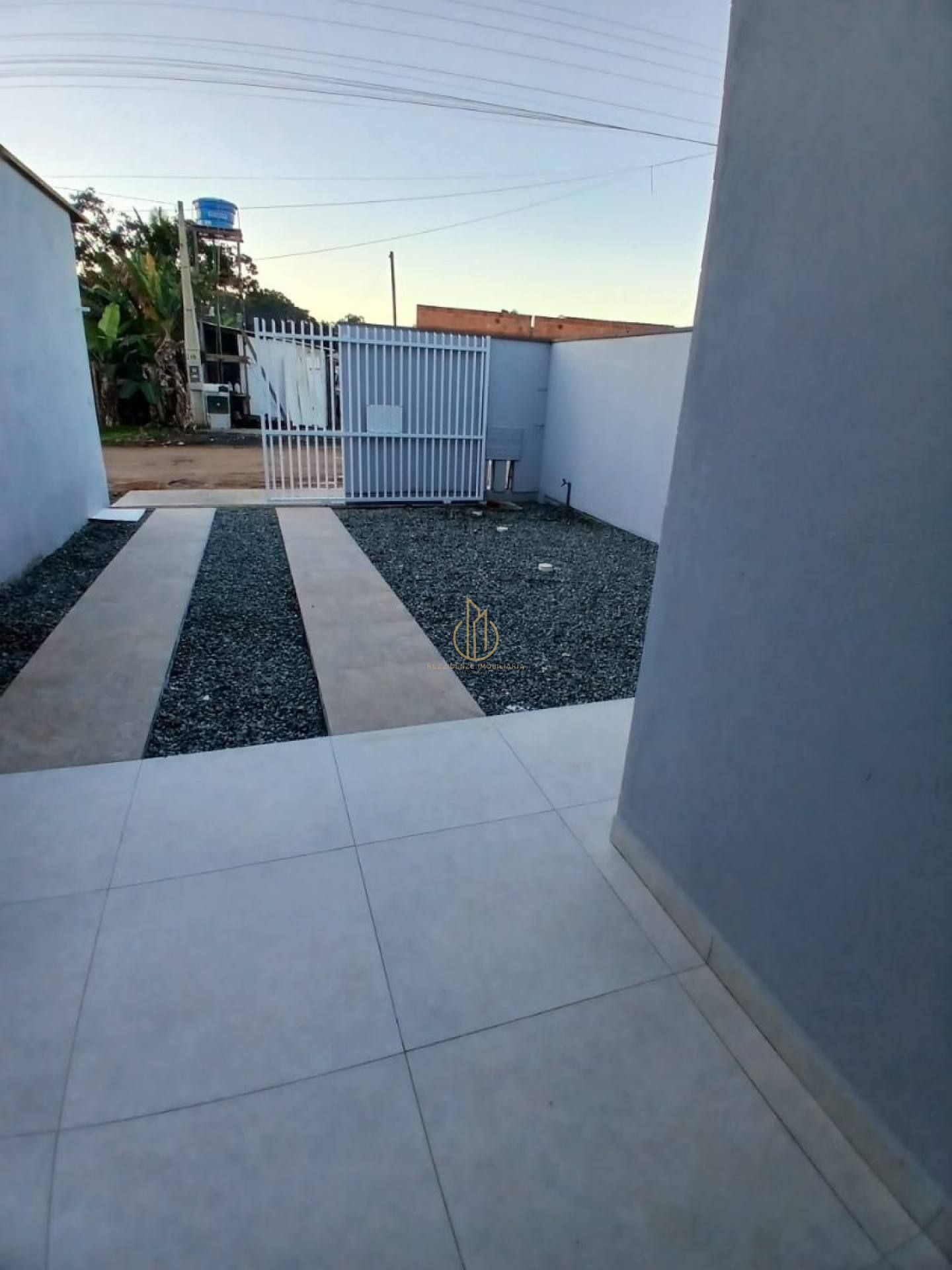 Casa geminada 2 quartos pronto para morar no Quinta dos Açorianos