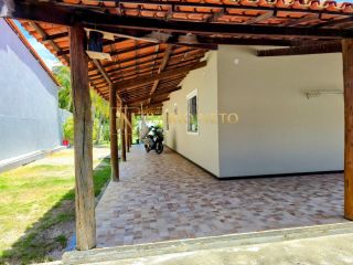 Casa Para Vender com 3 quartos 1 suítes em Condomínio