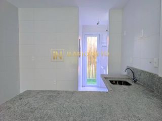Apartamento térreo com 2 suítes + lavabo em Itacimirim Bahia