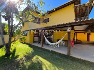 Casa com 5/4, sendo 4 suítes, à venda no Condomínio Enseada Praia da Espera.
