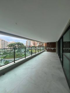 Apartamento Para Vender com 3 quartos 3 suítes no bairro Alphaville  em Salvador