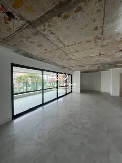 Apartamento Para Vender com 3 quartos 3 suítes no bairro Alphaville  em Salvador