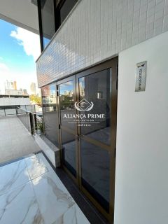 Apartamento Para Vender com 3 quartos 3 suítes no bairro Caminho das Arvores em Salvador