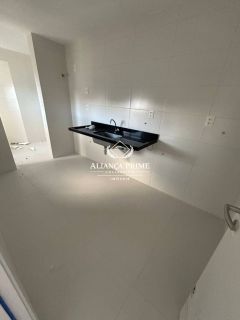 Apartamento Para Vender com 3 quartos 3 suítes no bairro Caminho das Arvores em Salvador
