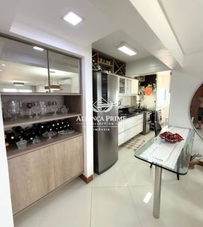 Apartamento Para Vender com 2 quartos 2 suítes no bairro Armação em Salvador