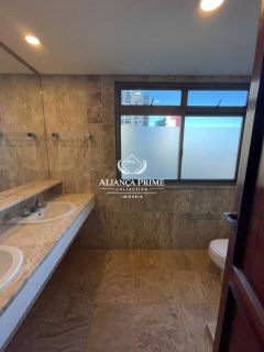 Apartamento Exclusivo  Para Vender com 4 quartos 3 suítes no bairro Graça em Salvador