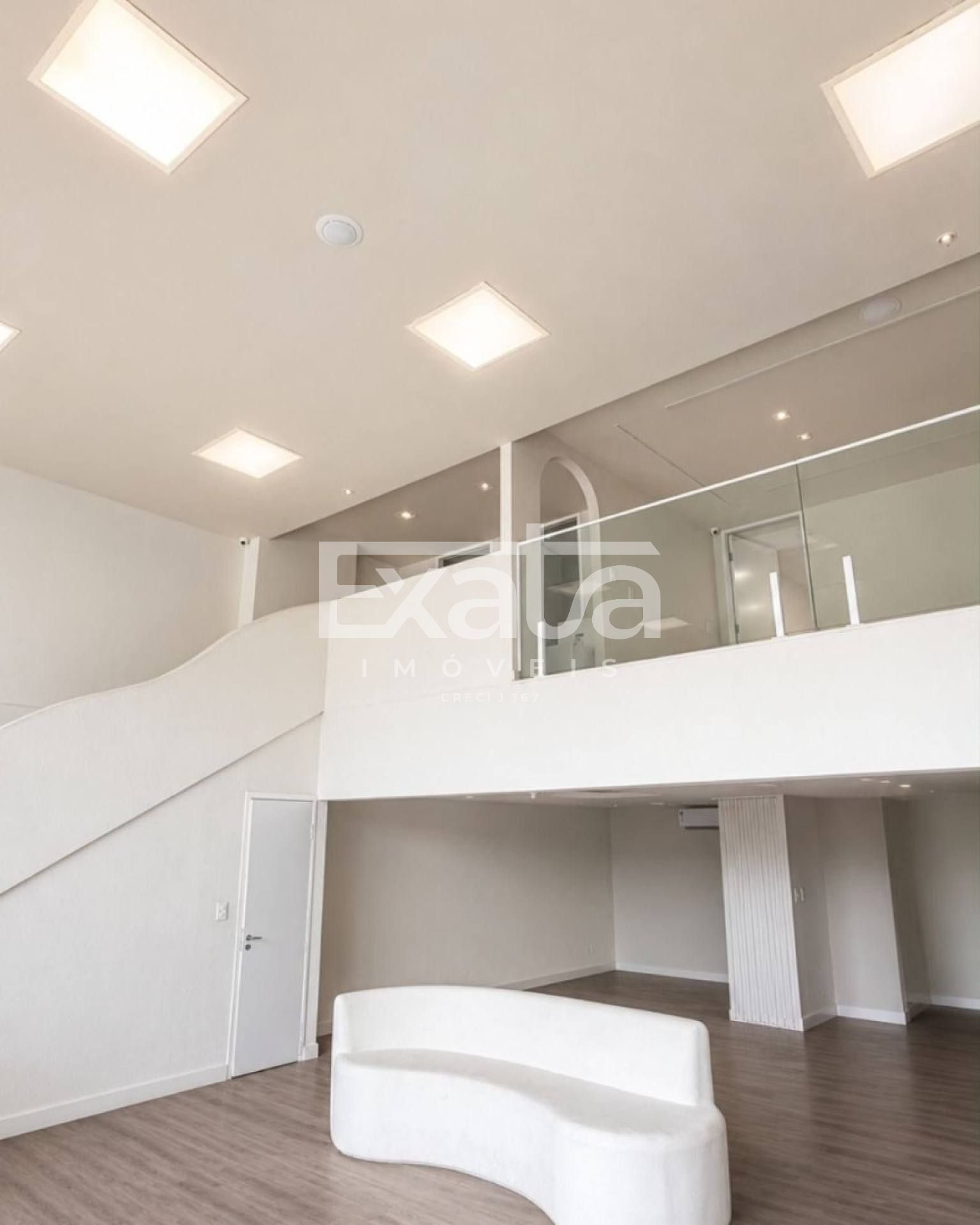 Loja Comercial - Golden Tower | Renascença