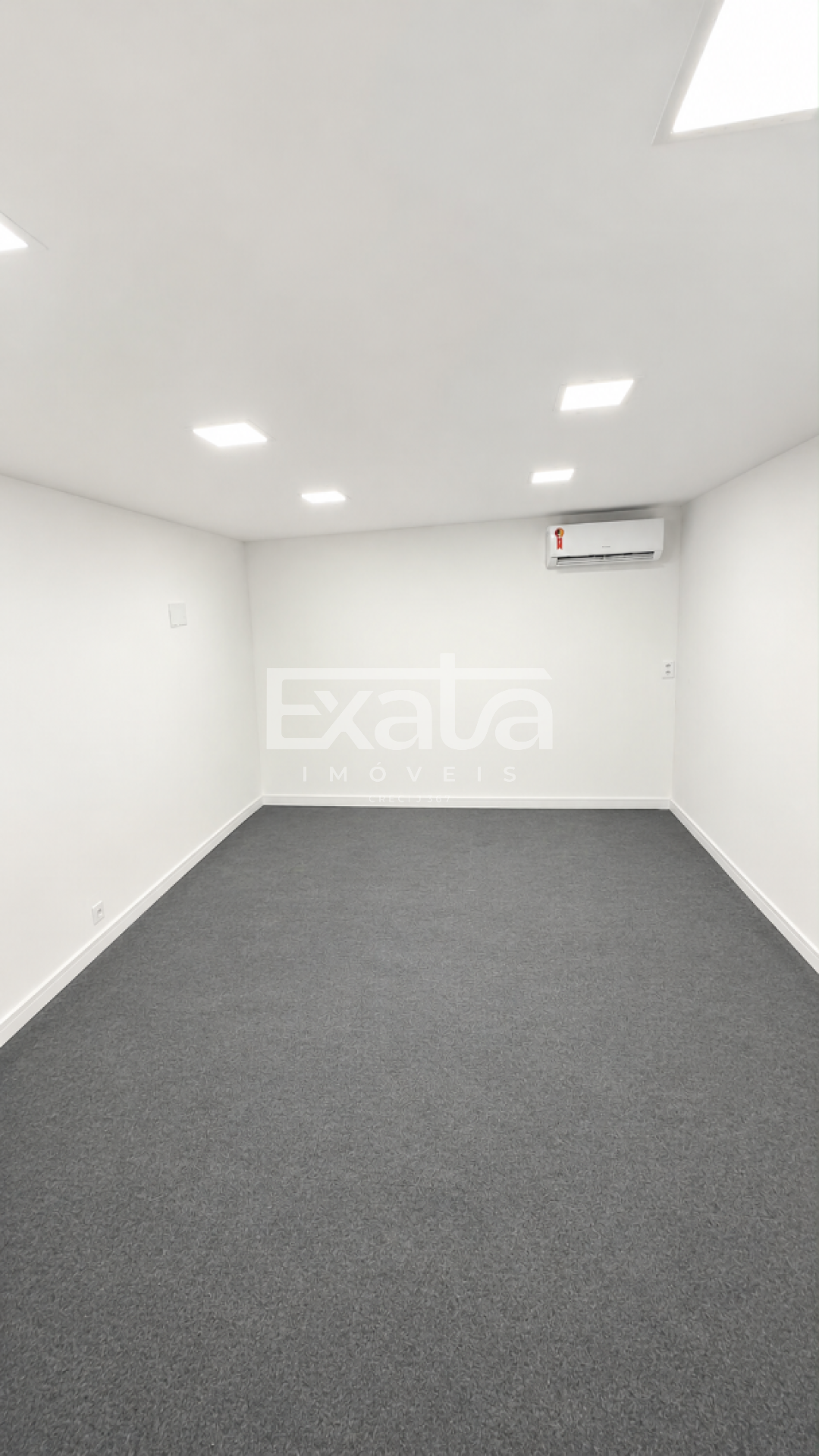 Loja Comercial - Golden Tower | Renascença