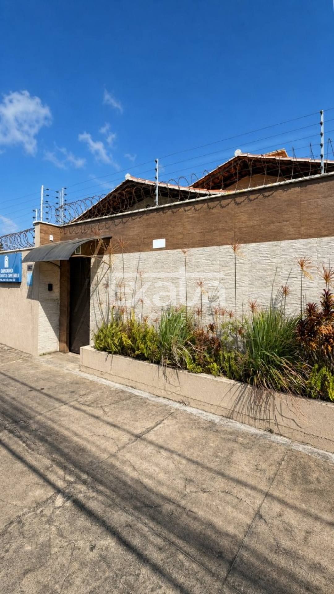 Casa Comercial - Calhau