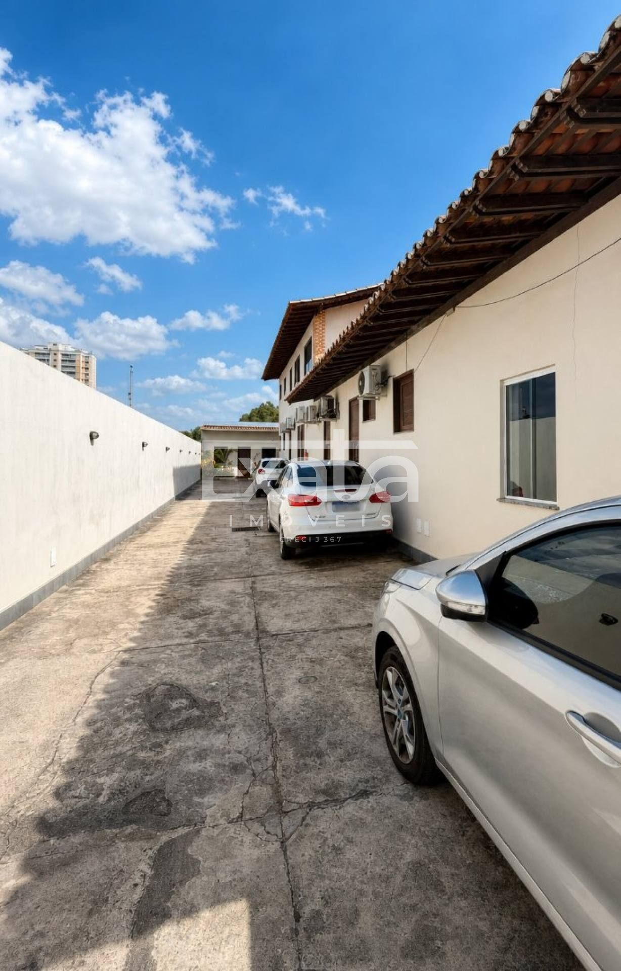 Casa Comercial - Calhau