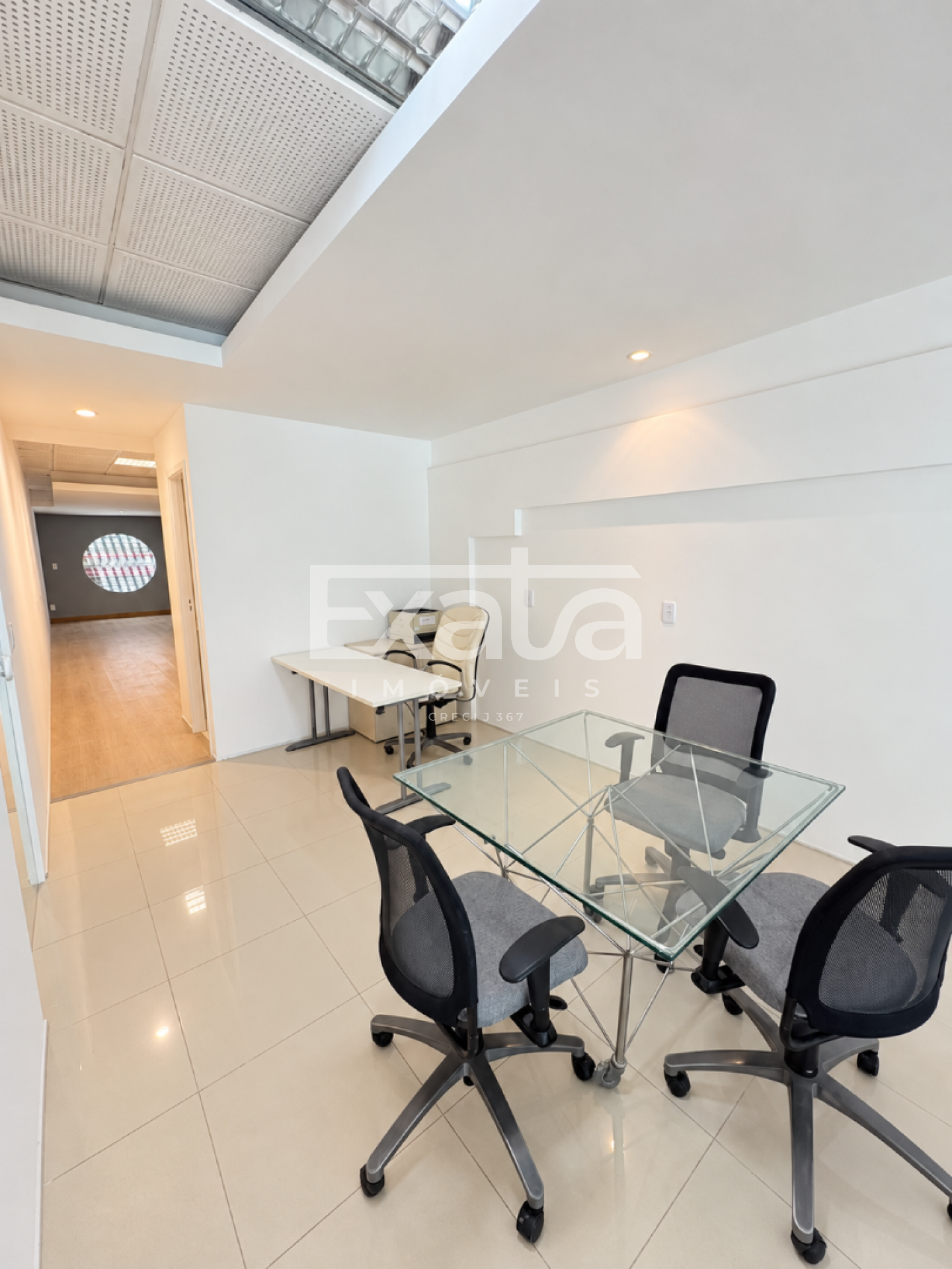 Sala Comercial de 45m² - Calhau