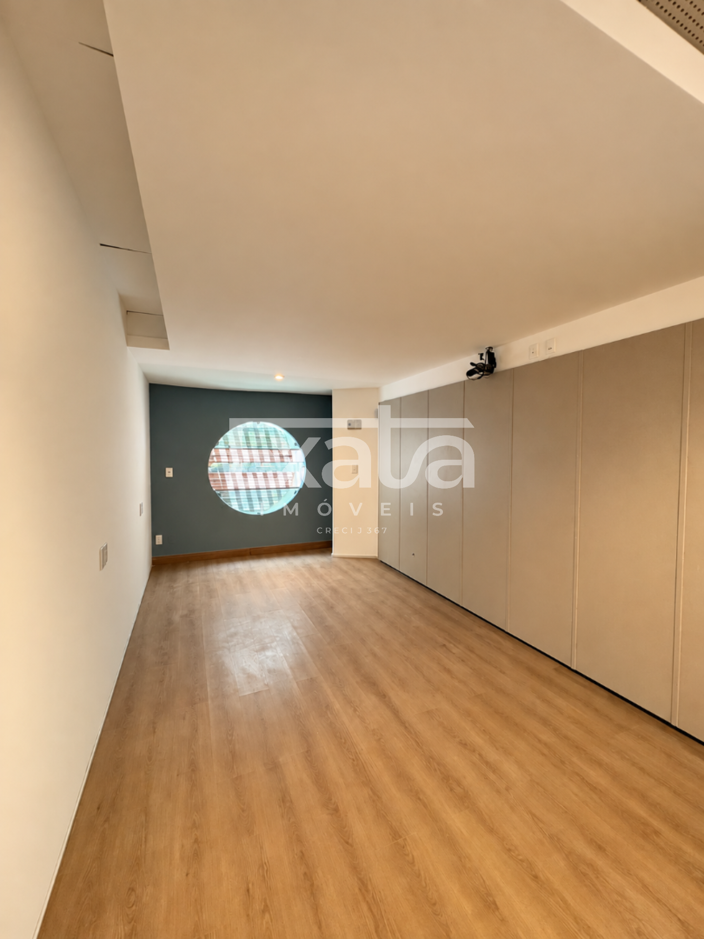 Sala Comercial de 45m² - Calhau