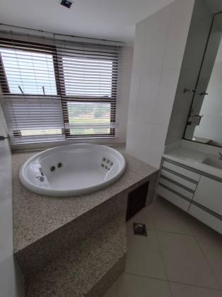 Apartamento na MANSÃO LUCIANO BARRETO JÚNIOR no bairro:Jardins - Aracaju - SE