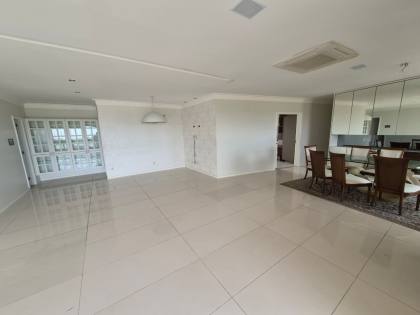 Apartamento na MANSÃO LUCIANO BARRETO JÚNIOR no bairro:Jardins - Aracaju - SE