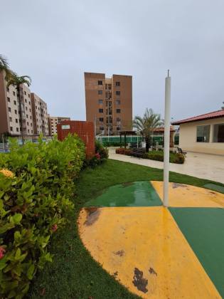 Apartamento no Condomínio Recanto das Árvores no bairro: Jabotiana
