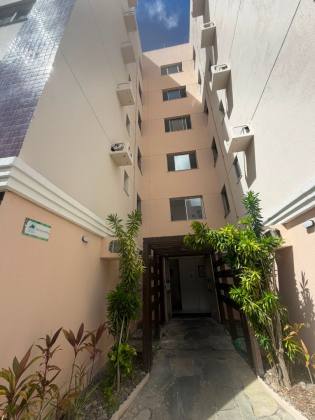 Apartamento no Condomínio Recanto das Árvores no bairro: Jabotiana