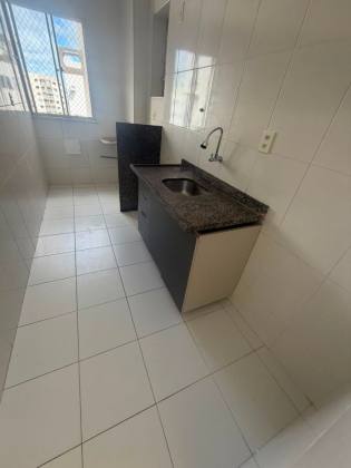 Apartamento no Condomínio Recanto das Árvores no bairro: Jabotiana