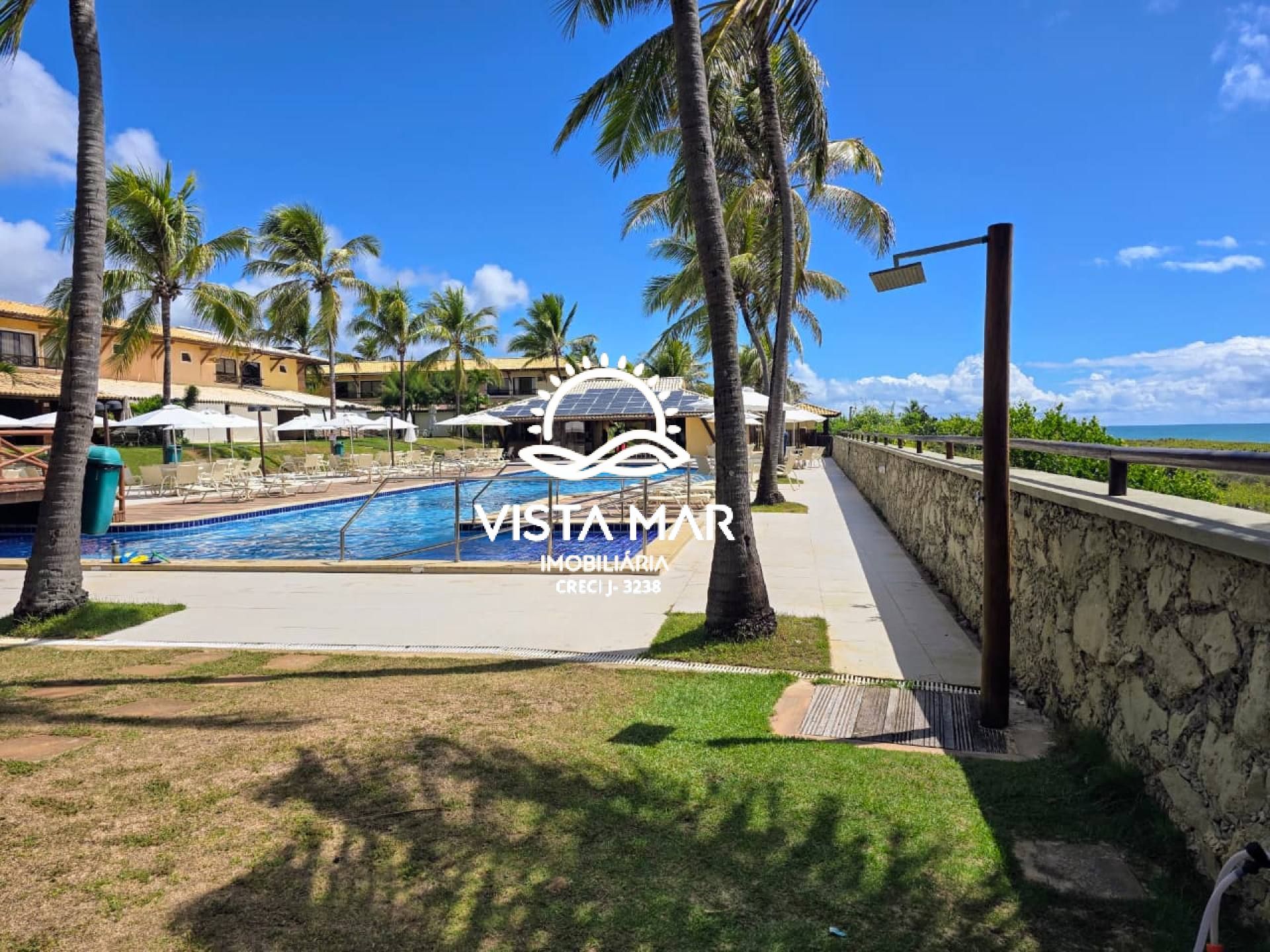 Vilas da Praia – Duplex com Garden Privativo em Itacimirim