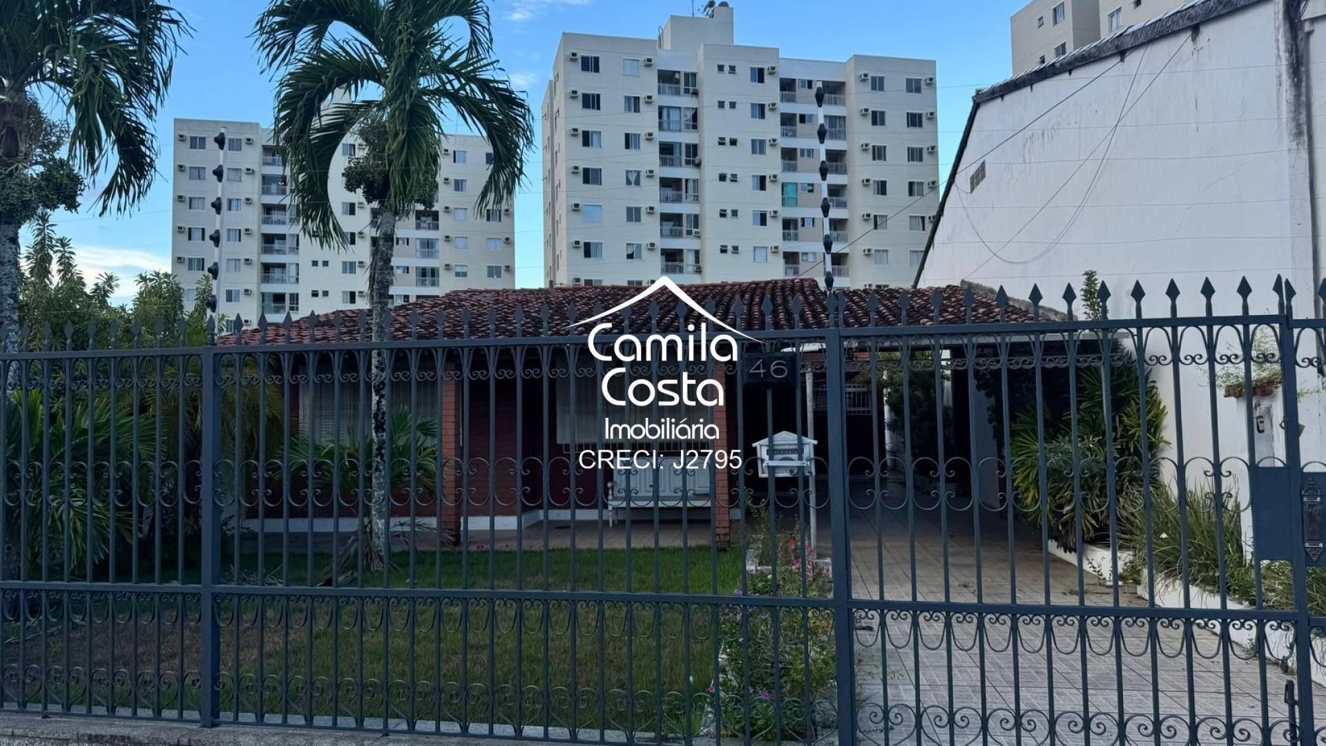 Casa Para Vender com 3 quartos 1 suítes no bairro Centro em Alagoinhas