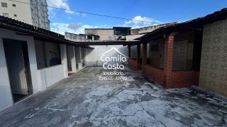Casa Para Vender com 3 quartos 1 suítes no bairro Centro em Alagoinhas