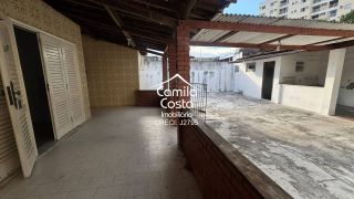 Casa Para Vender com 3 quartos 1 suítes no bairro Centro em Alagoinhas