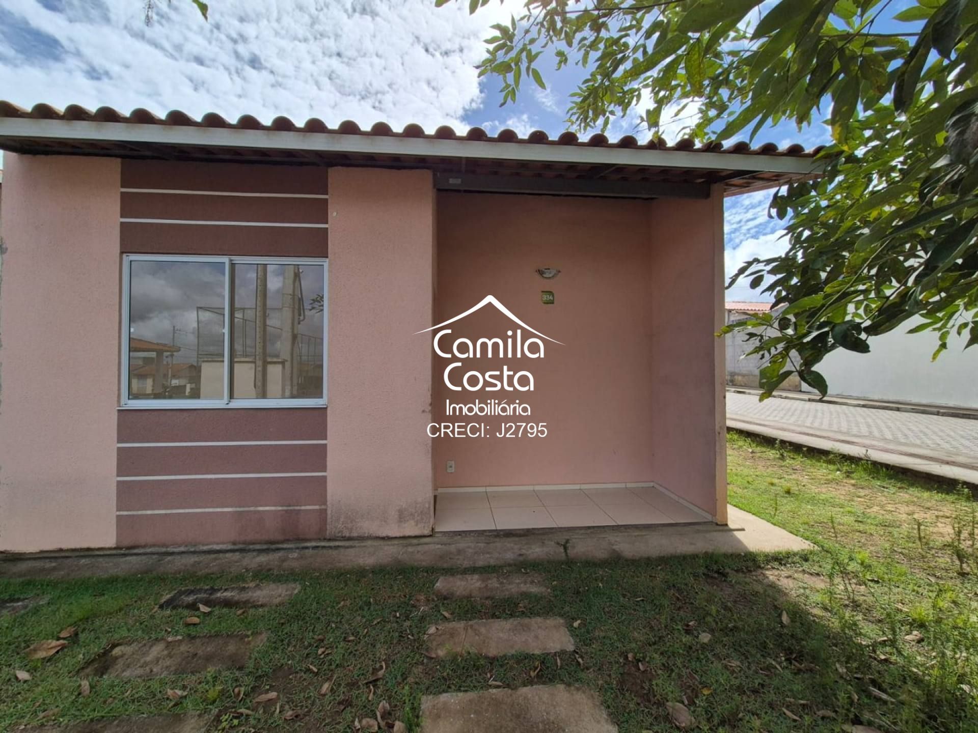 Casa de Esquina no Condomínio Reserva das Mangueiras