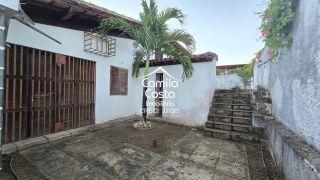 Mansão Clássica em Madeira de Lei: O Seu Refúgio de Alto Padrão com Vista Panorâmica no Centro de Alagoinhas-BA, com 4 quartos 4 suítes