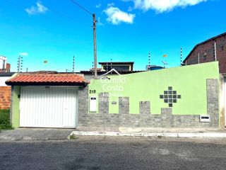 Casa Para Vender com 03 quartos 01 suítes no bairro Silva Jardim em Alagoinhas