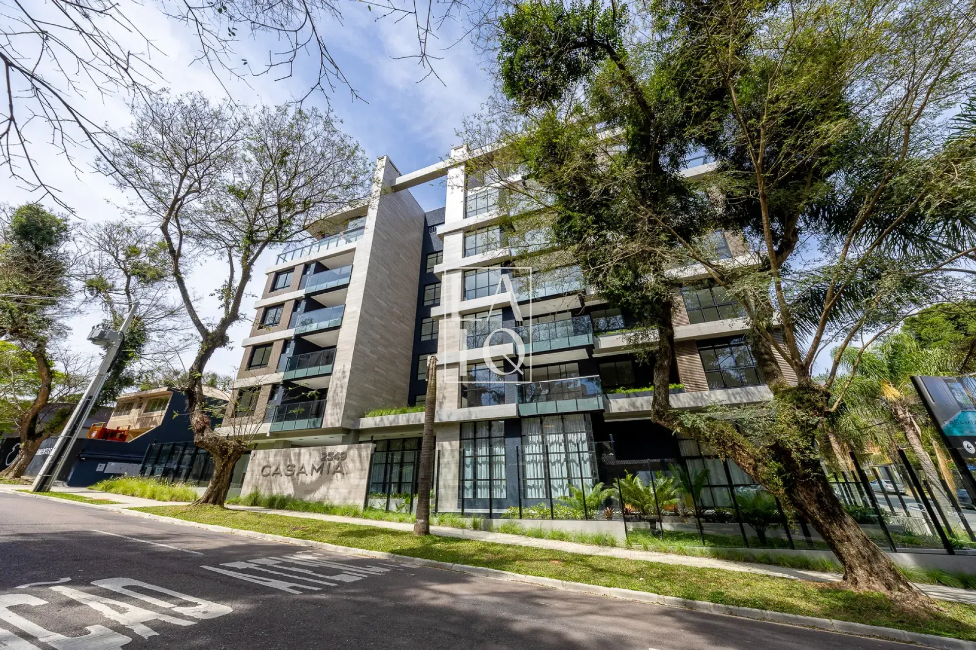 BIGORRILHO|APARTAMENTO PRONTO PARA MORAR  3 SUÍTES , 3 VAGAS.