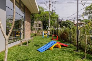 BIGORRILHO|COBERTURA PRONTO PARA MORAR , 4 SUÍTES , VAGAS, PROXÍMO AO PARQUE BARIGUI.