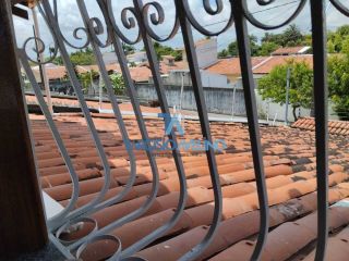 Casa 2 pavimentos no Rosa Elze