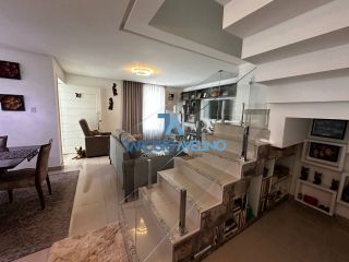 Casa Duplex com 3 suítes em Cond Fechado - Atalaia